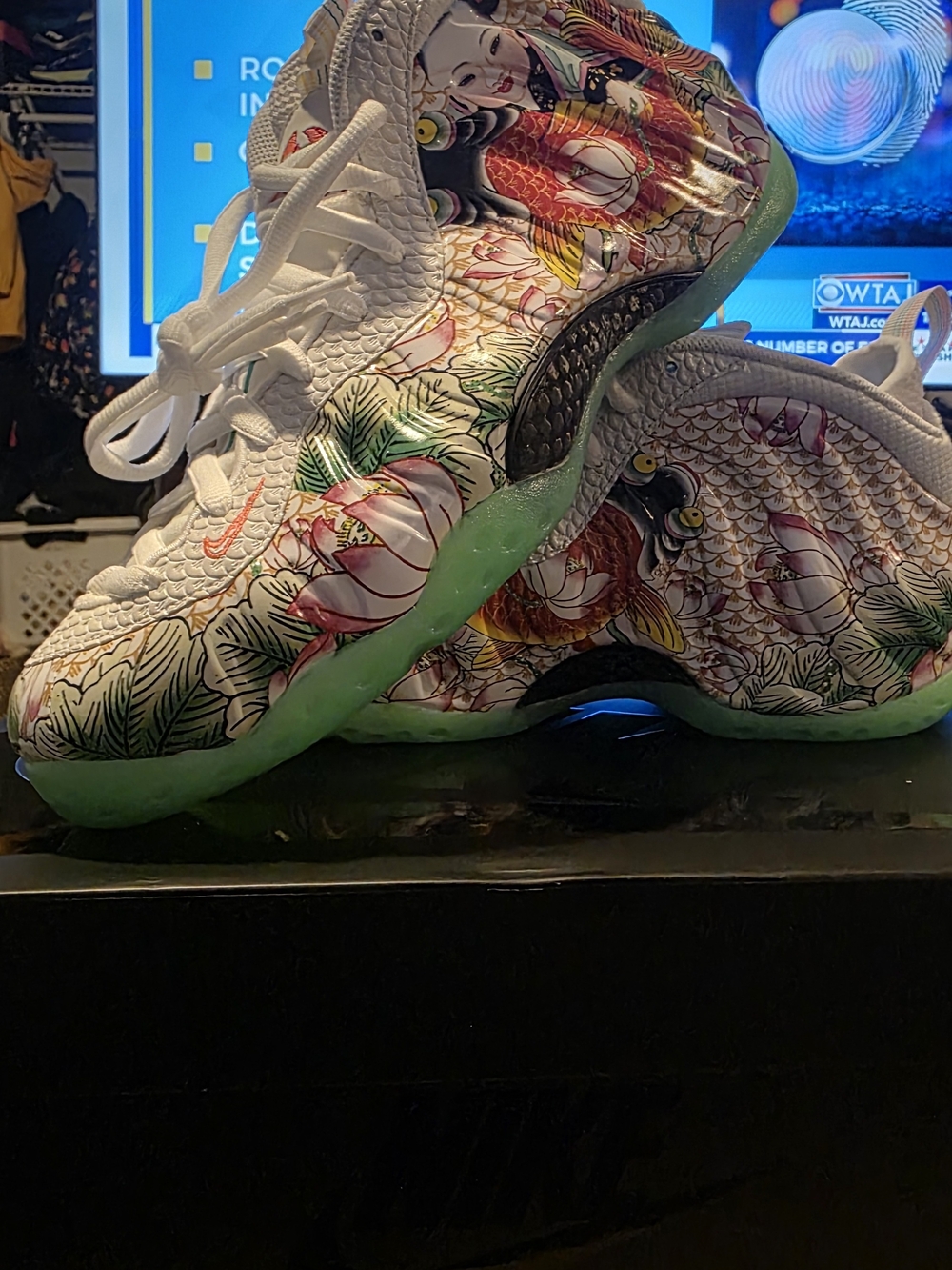 Nike Air Foamspoites One Tainjin 2.0 - Picture 3 of 5